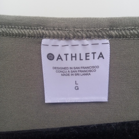 Athleta Fast Track With Ease Rib Reversible Top Women's Olive Long Sleeve Large - Picture 4 of 9